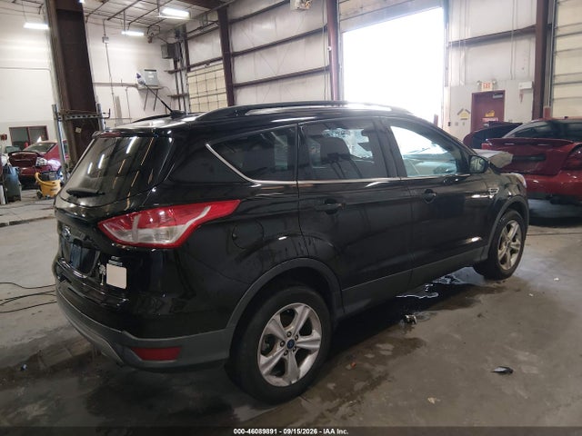 1FMCU9GX1GUB39514 Ford ESCAPE SE