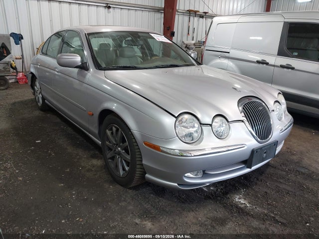 Auction sale of the 2000 Jaguar S-type 3.0l V6, vin: SAJDA01C6YFL45776, lot number: 46089895