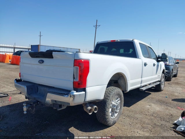 46089930 :رقم المزاد ، 1FT7W2BT8HEF21773 vin ، 2017 Ford F-250 Xl مزاد بيع