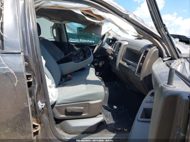 2019 Ram 1500 Classic Tradesman  4x4 5'7 Box მანქანა იყიდება აუქციონზე, vin: 1C6RR7KT5KS742891, აუქციონის ნომერი: 46089955