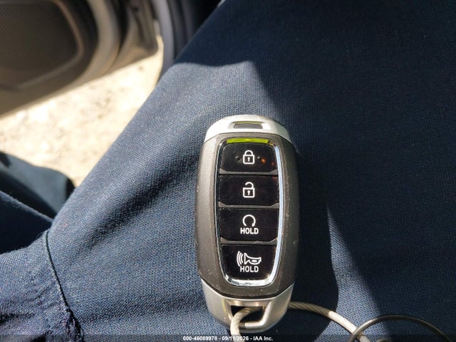 46089978 :رقم المزاد ، KMHRC8A32SU353398 vin ، 2025 Hyundai Venue Sel مزاد بيع