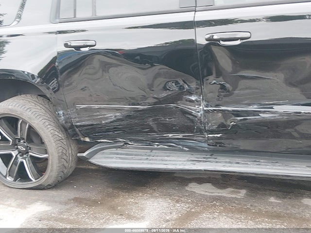 Продаж на аукціоні авто 2018 Chevrolet Suburban Premier, vin: 1GNSKJKC8JR391516, номер лоту: 46089979