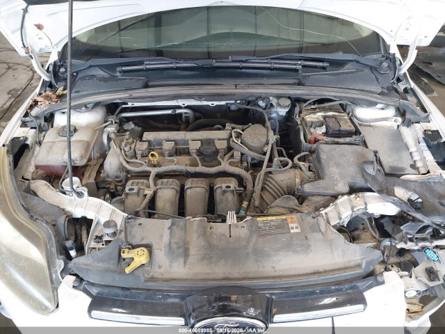1FADP3N27EL175916 Ford Focus Titanium