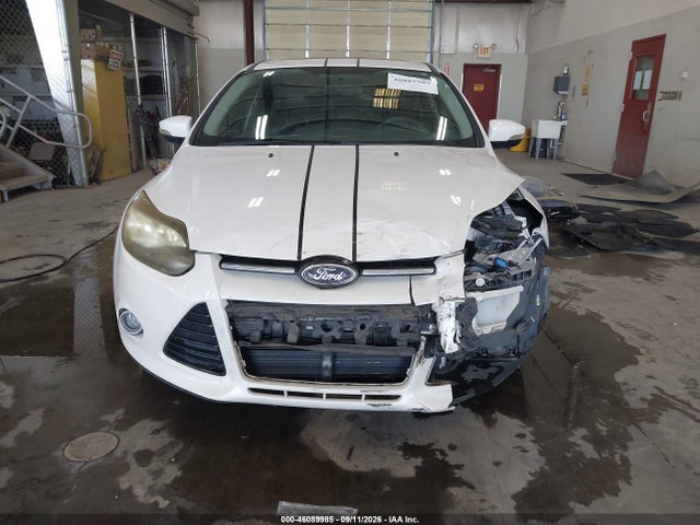 1FADP3N27EL175916 Ford Focus Titanium