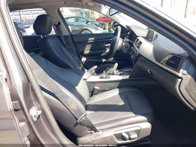 BMW 320i 2016 WBA8E1G58GNT37425 Image 5