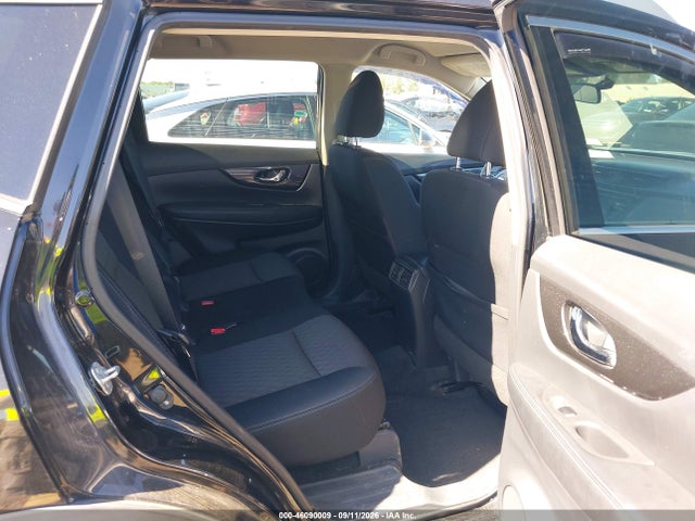 2017 Nissan Rogue Sv მანქანა იყიდება აუქციონზე, vin: KNMAT2MTXHP513321, აუქციონის ნომერი: 46090009