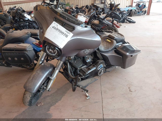 Harley-Davidson Flhx Street Glide 2014 1HD1KBM14EB694411 Image 2