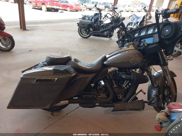 Harley-Davidson Flhx Street Glide 2014 1HD1KBM14EB694411 Image 12