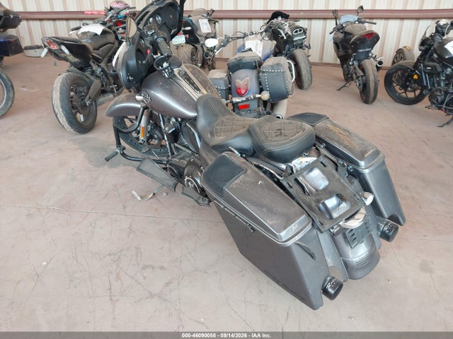 Harley-Davidson Flhx Street Glide 2014 1HD1KBM14EB694411 Image 3