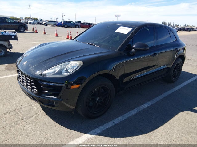 Porsche Macan 2018 WP1AA2A52JLB21098 Image 2