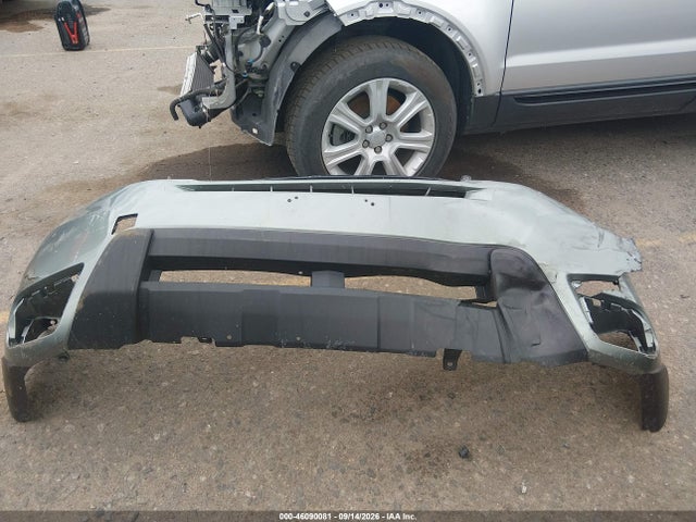 46090081 :رقم المزاد ، 5TDBKRFH6FS092077 vin ، 2015 Toyota Highlander Le Plus V6 مزاد بيع