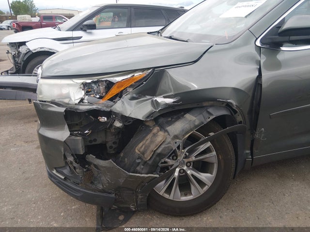 46090081 :رقم المزاد ، 5TDBKRFH6FS092077 vin ، 2015 Toyota Highlander Le Plus V6 مزاد بيع