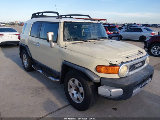 46090133 :رقم المزاد ، JTEZU11F58K006800 vin ، 2008 Toyota Fj Cruiser مزاد بيع