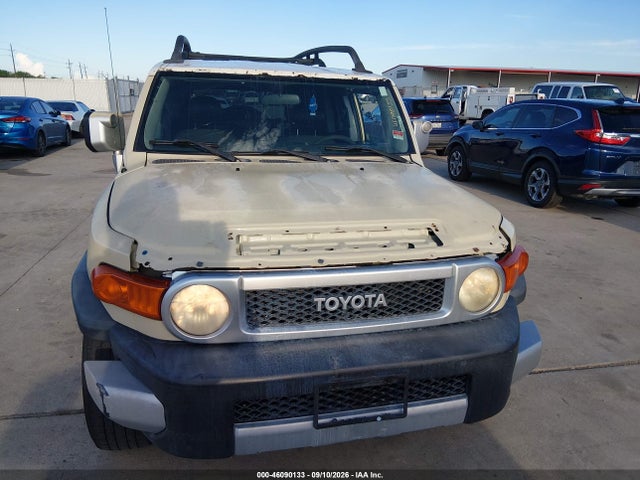 46090133 :رقم المزاد ، JTEZU11F58K006800 vin ، 2008 Toyota Fj Cruiser مزاد بيع
