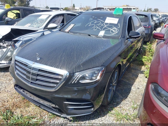 46090161 :رقم المزاد ، WDDUG8DB9JA421840 vin ، 2018 Mercedes-benz S 560 مزاد بيع