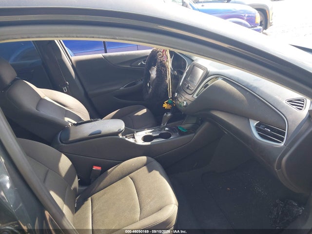 Auction sale of the 2017 Chevrolet Malibu Ls, vin: 1G1ZB5ST1HF155843, lot number: 46090169