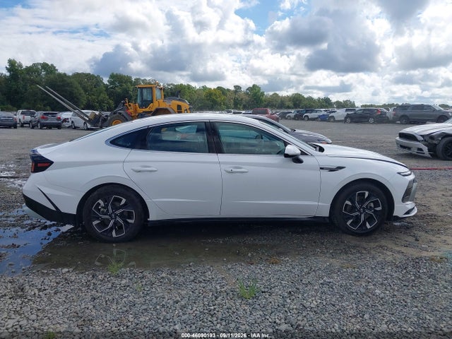 2025 Hyundai Sonata Sel მანქანა იყიდება აუქციონზე, vin: KMHL64JAXSA462052, აუქციონის ნომერი: 46090193