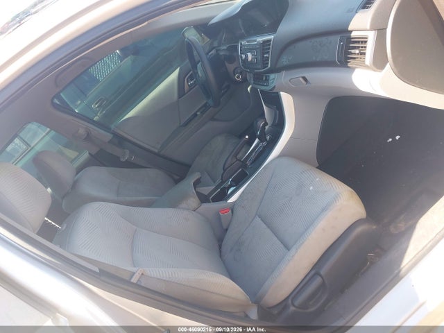 46090215 :رقم المزاد ، 1HGCR2F3XEA061360 vin ، 2014 Honda Accord Lx مزاد بيع