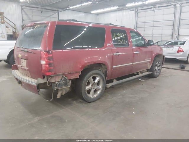 2014 Chevrolet Suburban 1500 Ltz მანქანა იყიდება აუქციონზე, vin: 1GNSKKE73ER104674, აუქციონის ნომერი: 46090237