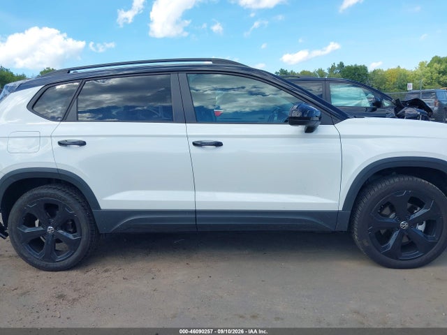 Aukcja sprzedaży 2025 Volkswagen Taos 1.5t Se Black, vin: 3VV2C7B21SM004082, numer aukcji: 46090257