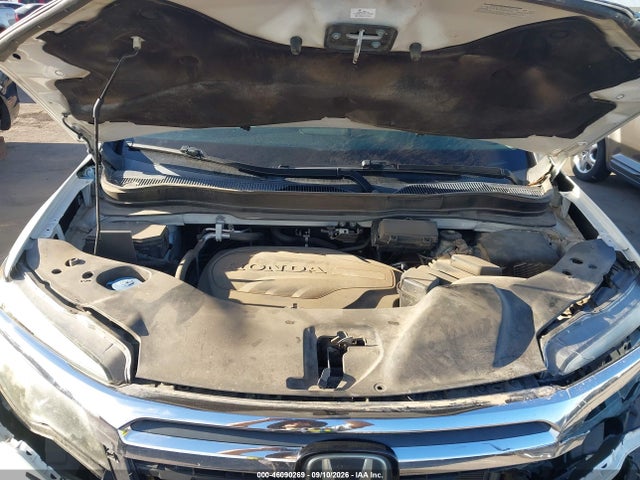 Honda Ridgeline Rtl-e 2019 5FPYK3F73KB002940 Image 10