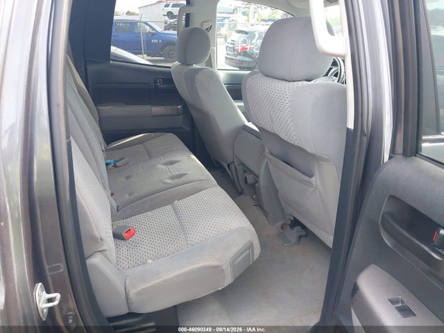 2011 Toyota Tundra Grade 4.6l V8 მანქანა იყიდება აუქციონზე, vin: 5TFUM5F10BX024330, აუქციონის ნომერი: 46090349