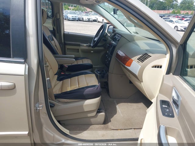 46090356 :رقم المزاد ، 2A8HR54P28R676098 vin ، 2008 Chrysler Town & Country Touring مزاد بيع