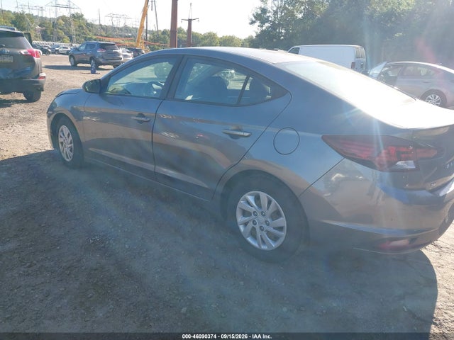 Hyundai ELANTRA SE 2019 5NPD74LF6KH435924 Image 3