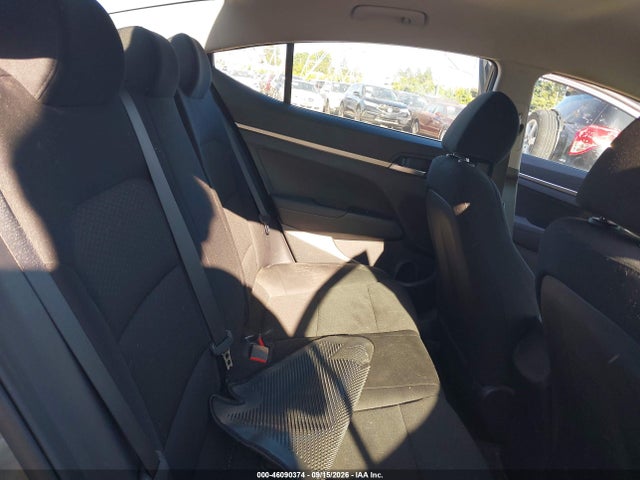 Hyundai ELANTRA SE 2019 5NPD74LF6KH435924 Image 8
