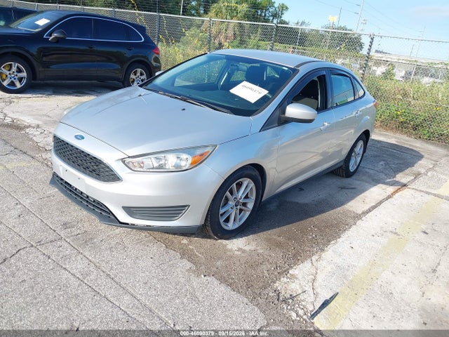 46090379 :رقم المزاد ، 1FADP3F29JL231640 vin ، 2018 Ford Focus Se مزاد بيع