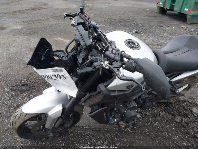 Продаж на аукціоні авто 2017 Yamaha Fz09 C, vin: JYARN53Y6HA000089, номер лоту: 46090393