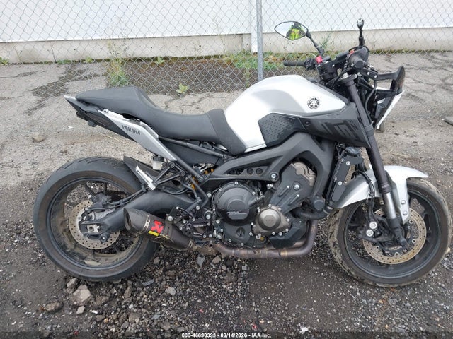 Продаж на аукціоні авто 2017 Yamaha Fz09 C, vin: JYARN53Y6HA000089, номер лоту: 46090393