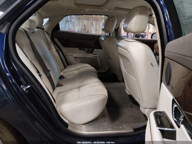 Продажа на аукционе авто 2015 Jaguar Xj Xjl Portfolio, vin: SAJWJ2GD6F8V82998, номер лота: 46090404