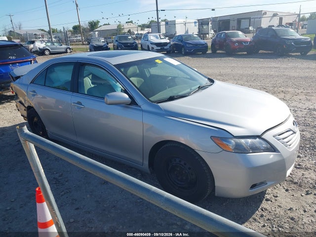 46090409 :رقم المزاد ، 4T1BE46K27U597662 vin ، 2007 Toyota Camry Le مزاد بيع