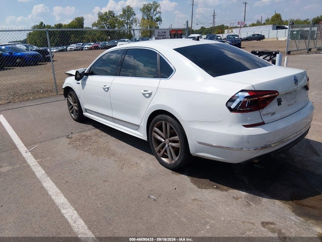 Aukcja sprzedaży 2017 Volkswagen Passat 1.8t R-line, vin: 1VWDT7A37HC051058, numer aukcji: 46090425