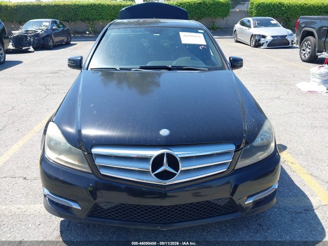 Aukcja sprzedaży 2013 Mercedes-benz C 250 Sport, vin: WDDGF4HB1DF982589, numer aukcji: 46090458