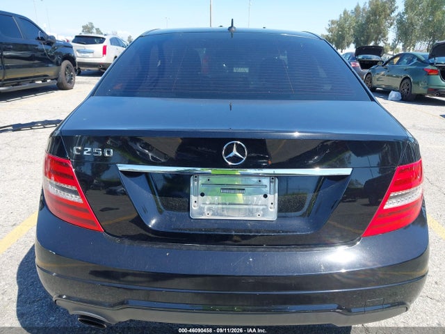 Aukcja sprzedaży 2013 Mercedes-benz C 250 Sport, vin: WDDGF4HB1DF982589, numer aukcji: 46090458