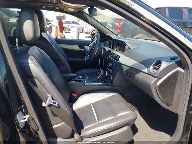 Aukcja sprzedaży 2013 Mercedes-benz C 250 Sport, vin: WDDGF4HB1DF982589, numer aukcji: 46090458