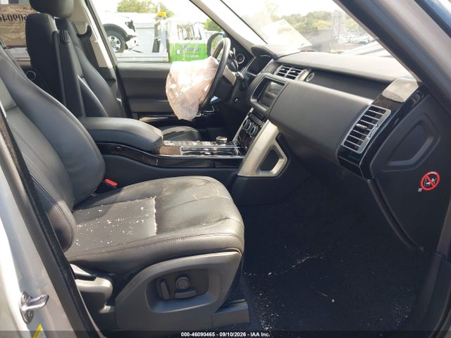 46090465 :رقم المزاد ، SALGR2FV4HA373317 vin ، 2017 Land Rover Range Rover 3.0l V6 Supercharged مزاد بيع