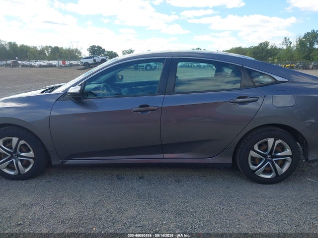 Aukcja sprzedaży 2018 Honda Civic Lx, vin: 19XFC2F57JE012218, numer aukcji: 46090486