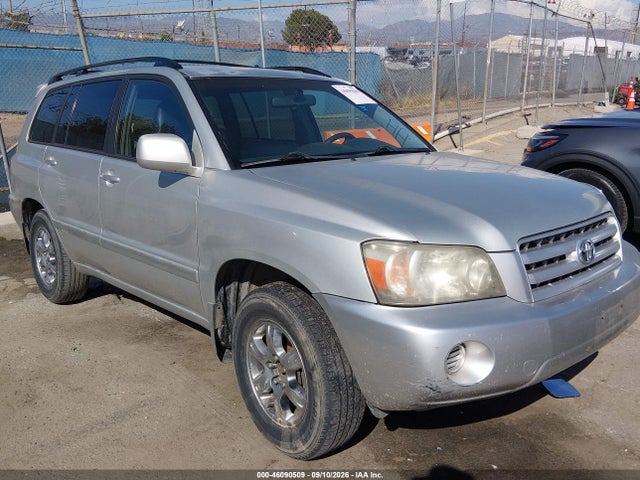 46090509 :رقم المزاد ، JTEDP21A640028810 vin ، 2004 Toyota Highlander V6 مزاد بيع