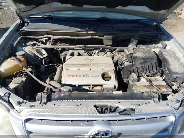 46090509 :رقم المزاد ، JTEDP21A640028810 vin ، 2004 Toyota Highlander V6 مزاد بيع