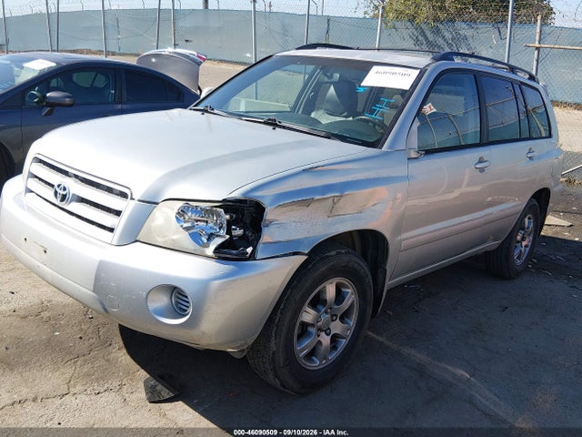 46090509 :رقم المزاد ، JTEDP21A640028810 vin ، 2004 Toyota Highlander V6 مزاد بيع