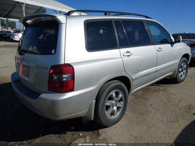 46090509 :رقم المزاد ، JTEDP21A640028810 vin ، 2004 Toyota Highlander V6 مزاد بيع