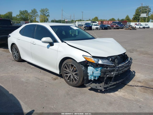 46090513 :رقم المزاد ، 4T1F11AK4RU257497 vin ، 2024 Toyota Camry Xle مزاد بيع