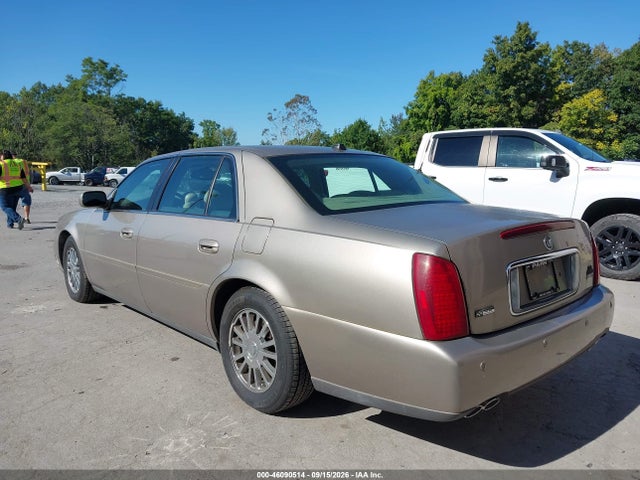 46090514 :رقم المزاد ، 1G6KE54Y64U151529 vin ، 2004 Cadillac Deville Dhs مزاد بيع