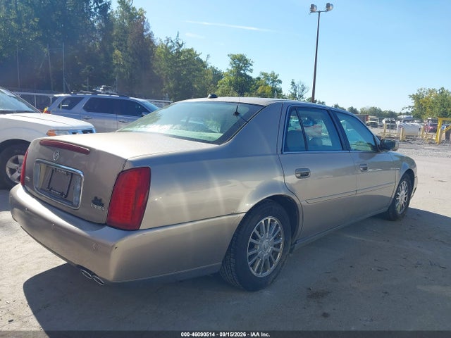 46090514 :رقم المزاد ، 1G6KE54Y64U151529 vin ، 2004 Cadillac Deville Dhs مزاد بيع