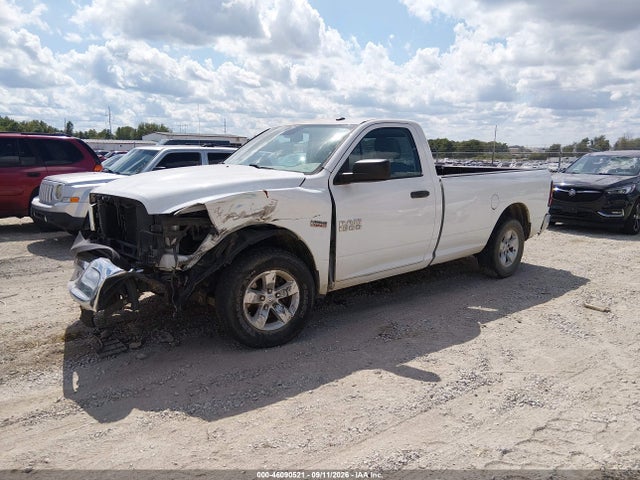 46090521 :رقم المزاد ، 3C6JR6DT4FG517170 vin ، 2015 Ram 1500 Tradesman مزاد بيع