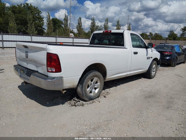 46090521 :رقم المزاد ، 3C6JR6DT4FG517170 vin ، 2015 Ram 1500 Tradesman مزاد بيع