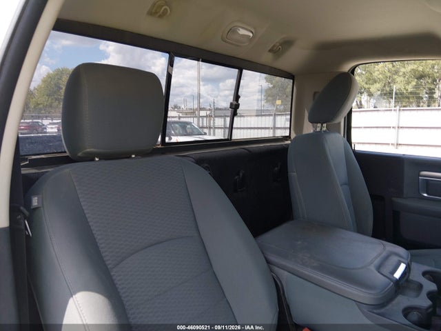 46090521 :رقم المزاد ، 3C6JR6DT4FG517170 vin ، 2015 Ram 1500 Tradesman مزاد بيع